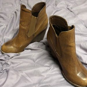 Very Volatile Brown Faux Leather Booties Size 6
